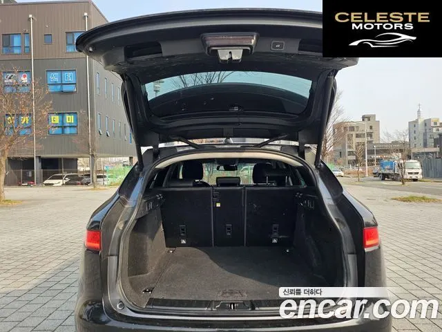 JAGUAR F-PACE 20d 2017 — photo 9 sur 26