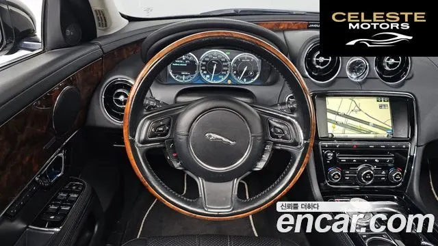 JAGUAR All New XJ 3.0D Premium Luxury SWB 2015 — photo 14 sur 20