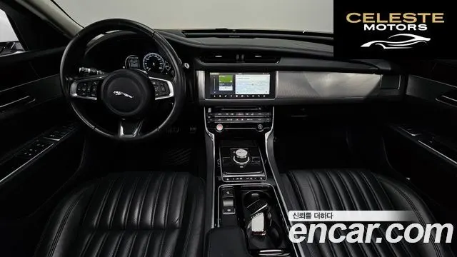 JAGUAR XF (X260) 25t 2018 — photo 7 sur 20