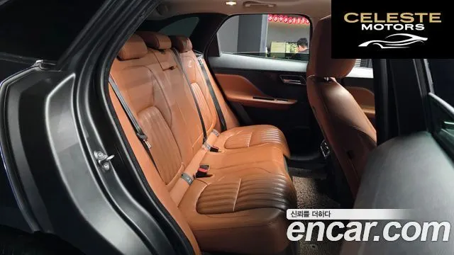 JAGUAR F-PACE 20d 2017 — photo 12 sur 20