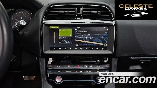 JAGUAR F-PACE 20d 2019 — photo 14 sur 20