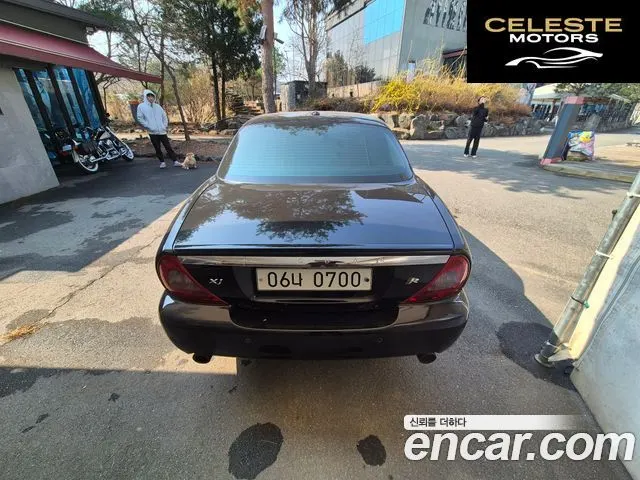 JAGUAR XJR 4.2 2010 — photo 4 sur 15