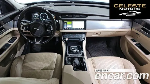 JAGUAR XF (X260) 20d 2018 — photo 7 sur 26