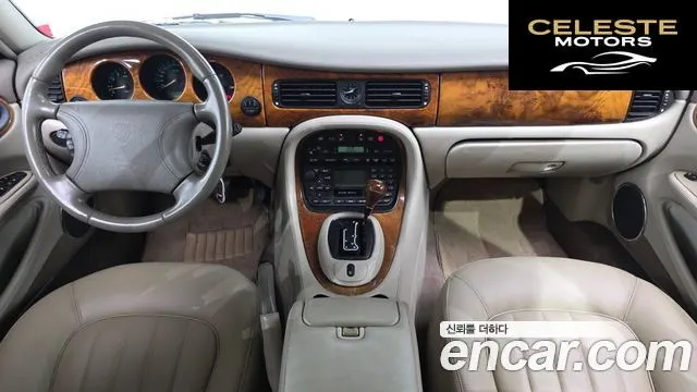 JAGUAR XJ-8 4.0 2000 — photo 24 sur 26