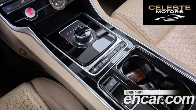 JAGUAR XF (X260) 20d AWD 2017 — photo 9 sur 20