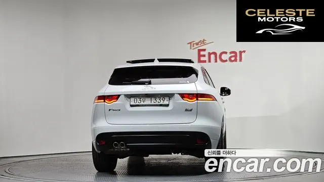 JAGUAR F-PACE 20d R-Sport 2017 — photo 4 sur 20