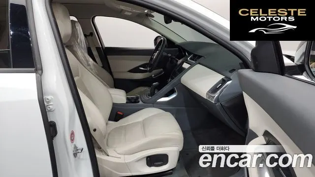 JAGUAR E-PACE P250 S 2018 — photo 11 sur 20