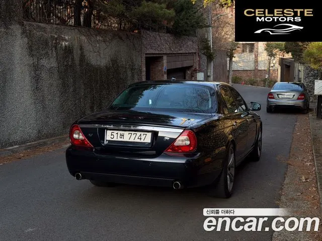 JAGUAR XJR 4.2 2008 — photo 2 sur 13