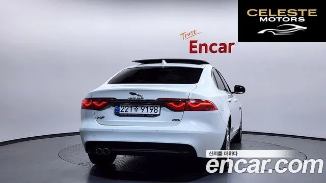 JAGUAR XF (X260) 20d 2017 — photo 4 sur 26