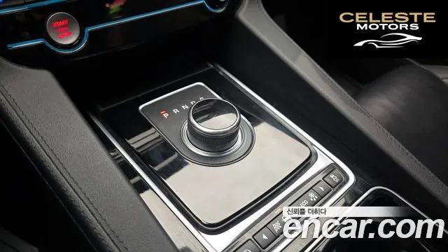 JAGUAR F-PACE 20d 2019 — photo 9 sur 20