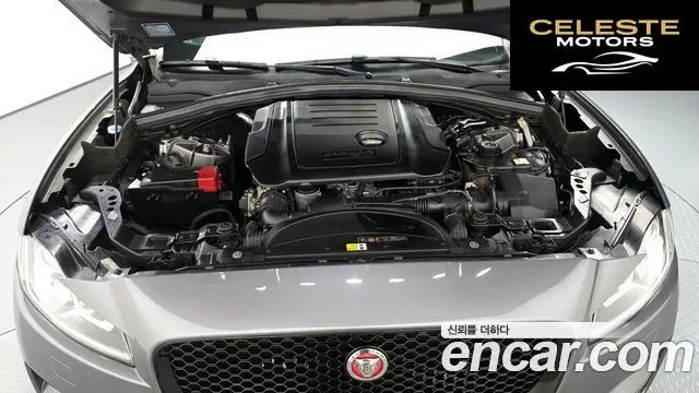 JAGUAR F-PACE 20d 2017 — photo 6 sur 20