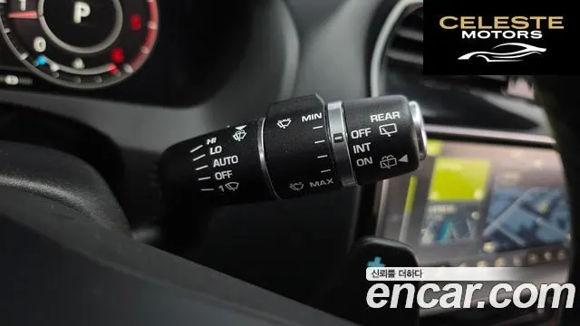 JAGUAR F-PACE 20d 2019 — photo 18 sur 20