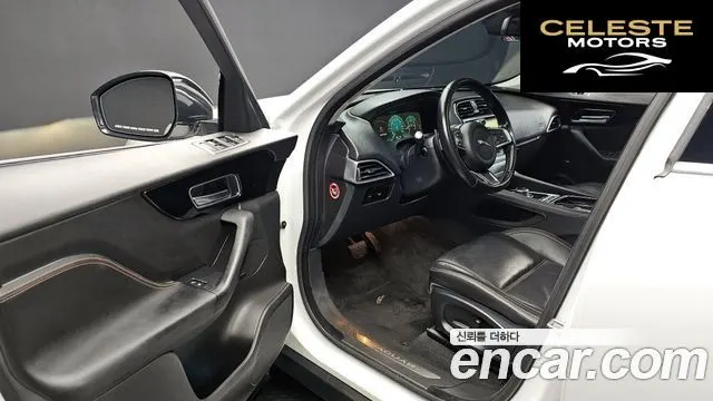 JAGUAR F-PACE 20d 2018 — photo 10 sur 20