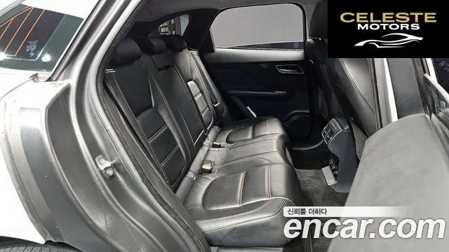 JAGUAR F-PACE 20d 2018 — photo 11 sur 20