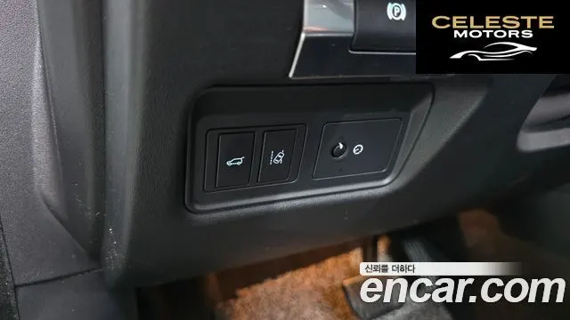 JAGUAR E-PACE P250 S 2018 — photo 17 sur 20