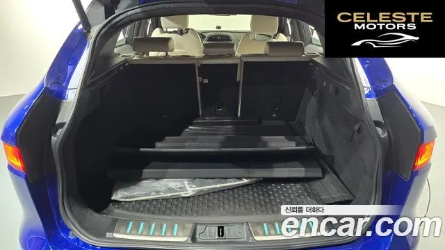 JAGUAR F-PACE 30d First Edition 2017 — photo 20 sur 20