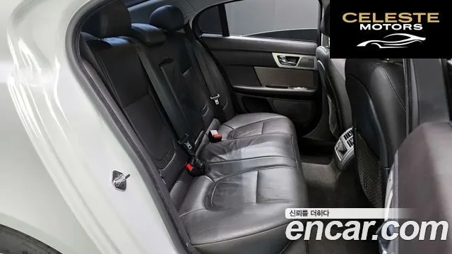 JAGUAR New XF 3.0D Luxury 2014 — photo 11 sur 20