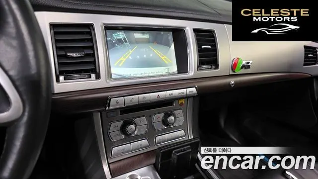 JAGUAR New XF 3.0D Luxury 2014 — photo 16 sur 20