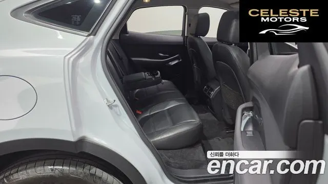 JAGUAR E-PACE P250 S 2018 — photo 12 sur 20