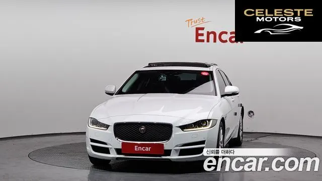 JAGUAR XE 20t 2016 — photo 3 sur 20