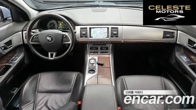 JAGUAR New XF 2.2p. Luxury 2014 — photo 7 sur 20