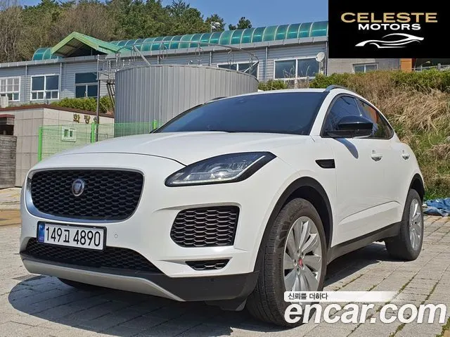 JAGUAR E-PACE P250 SE 2020 — photo 12 sur 17