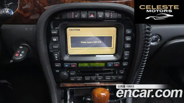 JAGUAR XJ-8 3.5 2006 — photo 16 sur 20