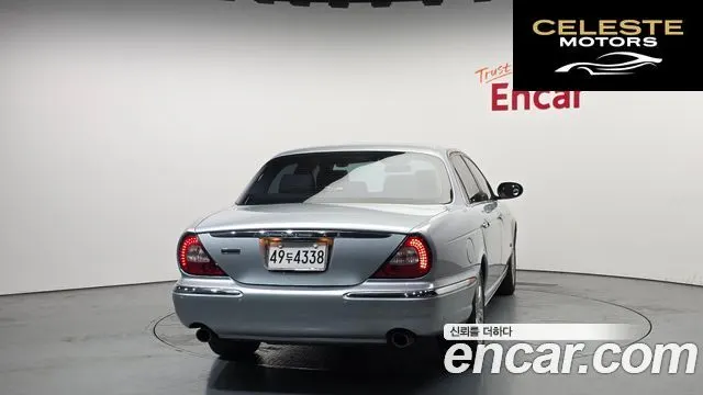 JAGUAR XJ-8 3.5 2006 — photo 4 sur 20