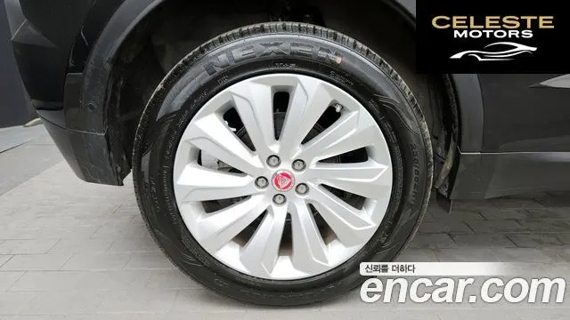 JAGUAR E-PACE P250 SE 2020 — photo 5 sur 20