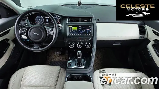 JAGUAR E-PACE P250 SE 2020 — photo 7 sur 20