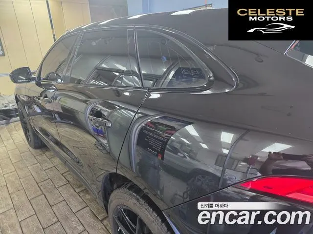 JAGUAR F-PACE 35t R-Sport 2017 — photo 12 sur 15