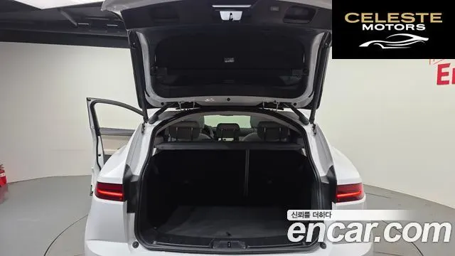 JAGUAR E-PACE P250 S 2018 — photo 20 sur 26