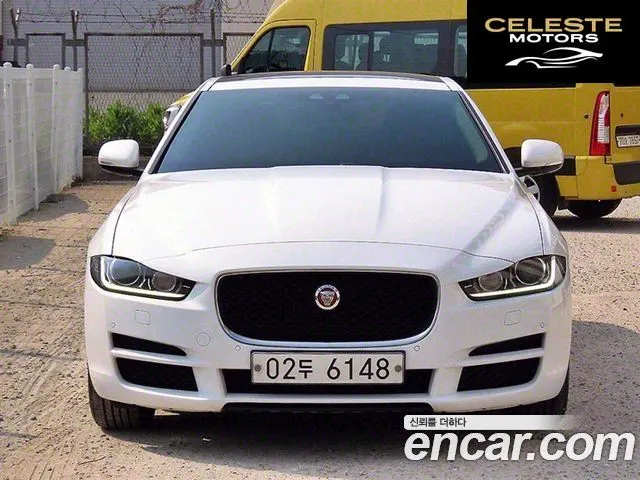 JAGUAR XE 20d AWD 2017 — photo 3 sur 26