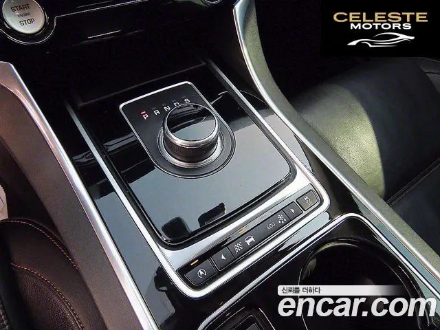 JAGUAR XE 20d AWD 2017 — photo 9 sur 26