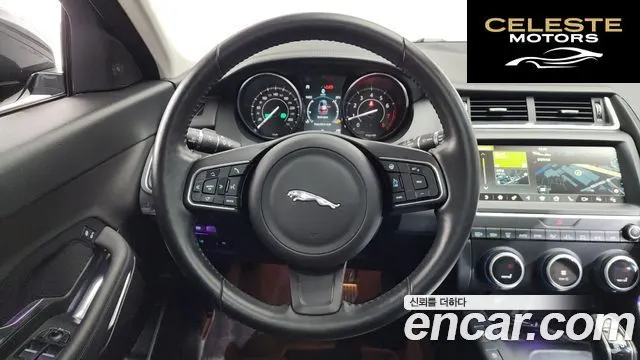 JAGUAR E-PACE P250 S 2018 — photo 12 sur 20