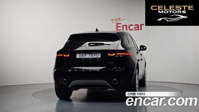 JAGUAR E-PACE P250 S 2018 — photo 4 sur 20