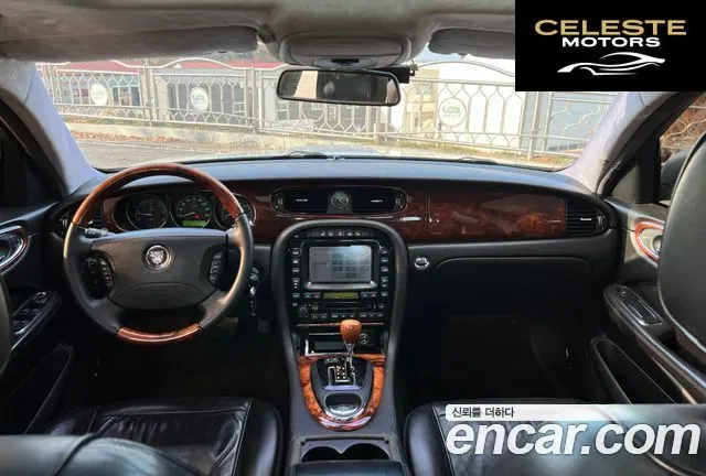 JAGUAR New XJ 2.7D SWB 2008 — photo 14 sur 26