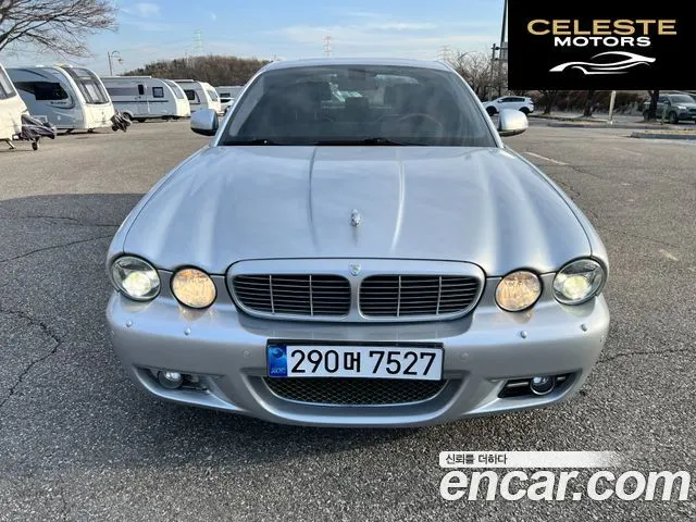 JAGUAR New XJ 2.7D SWB 2008 — photo 23 sur 26