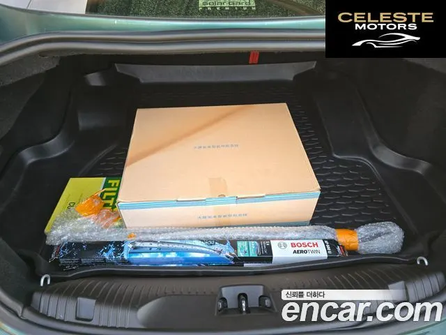 JAGUAR New XF 5.0 Premium 2012 — photo 17 sur 26