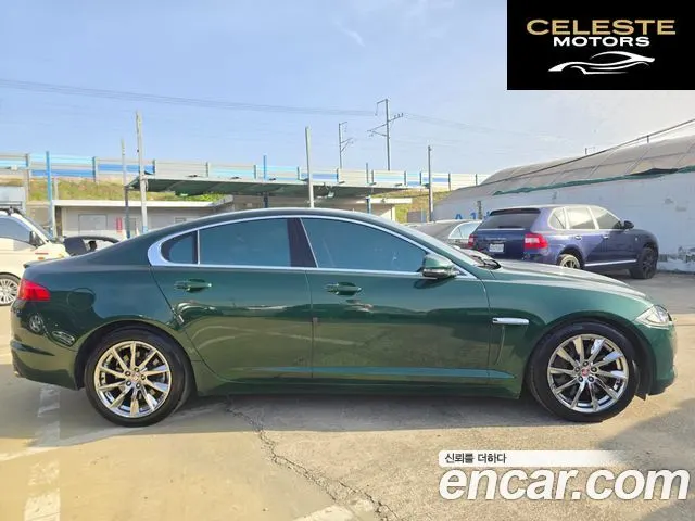 JAGUAR New XF 5.0 Premium 2012 — photo 2 sur 26
