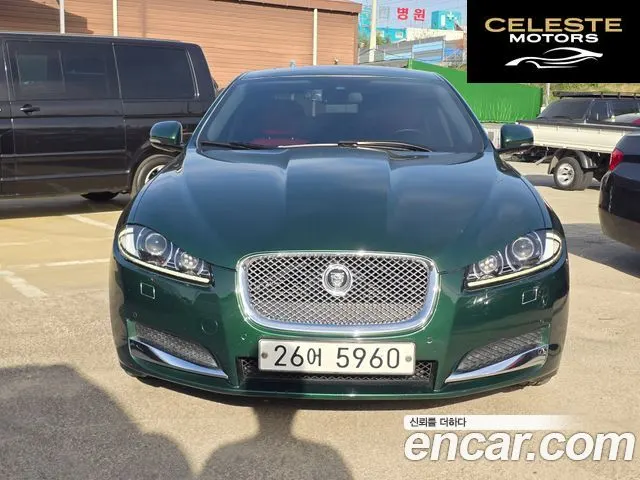 JAGUAR New XF 5.0 Premium 2012 — photo 4 sur 26