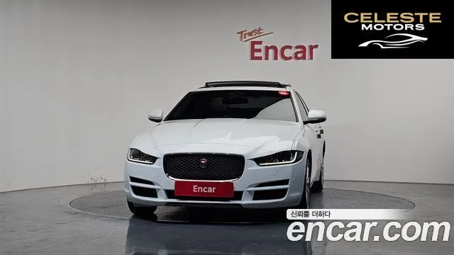 JAGUAR XE 20d 2018 — photo 3 sur 39
