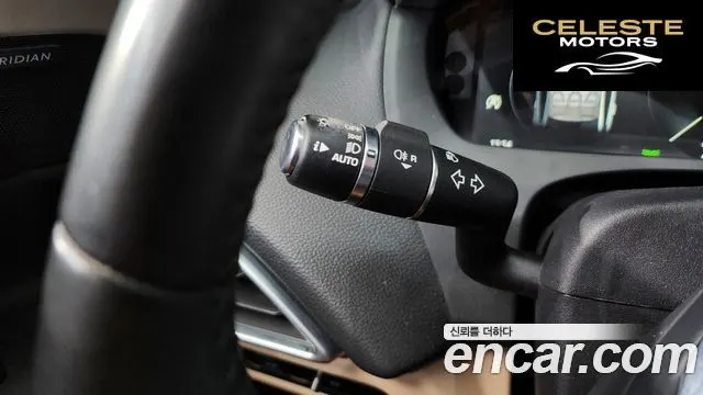 JAGUAR XE 20d 2018 — photo 33 sur 39