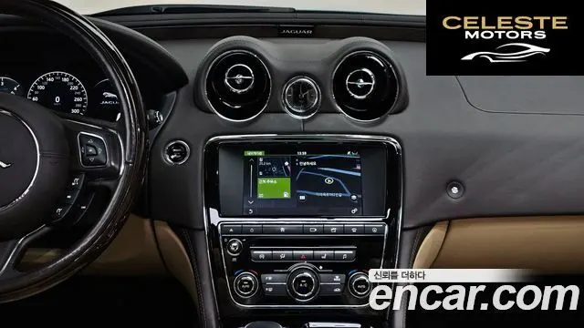 JAGUAR All New XJ 3.0D Premium Luxury SWB 2017 — photo 20 sur 30