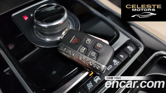 JAGUAR XE 20d 2018 — photo 23 sur 39