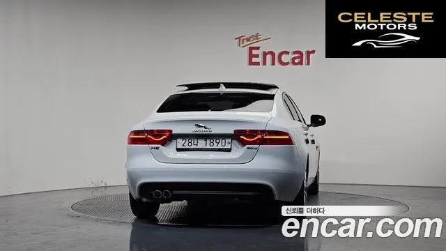 JAGUAR XE 20d 2018 — photo 4 sur 39