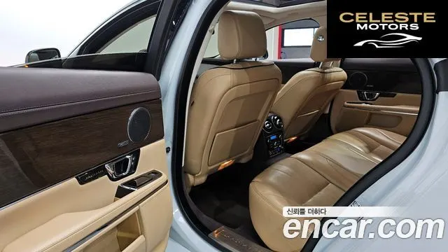 JAGUAR All New XJ 3.0D Premium Luxury SWB 2017 — photo 16 sur 30