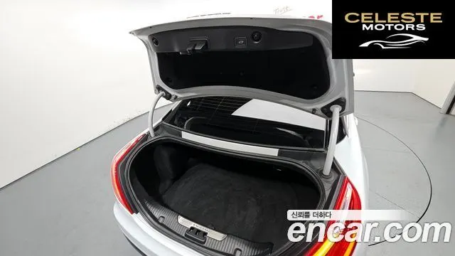 JAGUAR All New XJ 3.0D Premium Luxury SWB 2017 — photo 26 sur 30