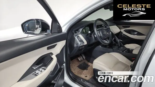 JAGUAR E-PACE P250 R-Dynamic SE 2018 — photo 10 sur 20