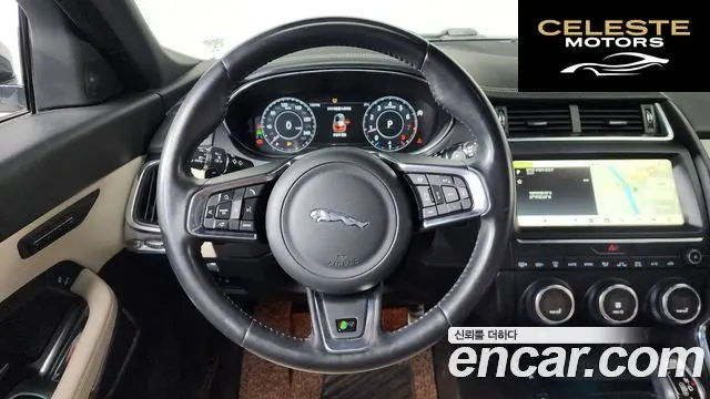 JAGUAR E-PACE P250 R-Dynamic SE 2018 — photo 12 sur 20
